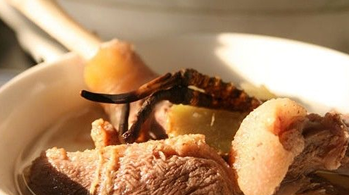 怎么燉冬蟲夏草湯好喝？掌握 3 個關(guān)鍵，湯鮮營養(yǎng)不浪費