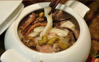 冬蟲夏草怎么熬粥好喝？3 種經(jīng)典做法 + 口感秘訣