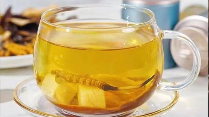  正宗那曲冬蟲夏草泡酒，藏農(nóng)神草解鎖醇香養(yǎng)生新方式